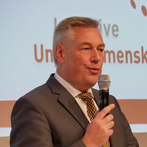 Speaker - Erich Cibulka